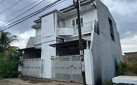 OYO 93953 Kost Tamara Near Kantor Desa Sengka
